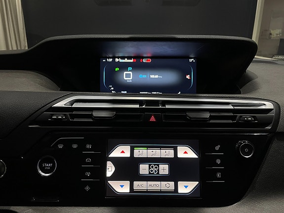 Citroen Grand C4 Picasso 17 of 22