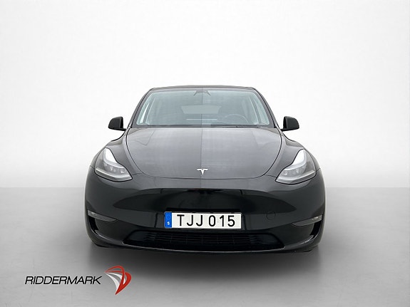 Tesla Model Y 3 of 30