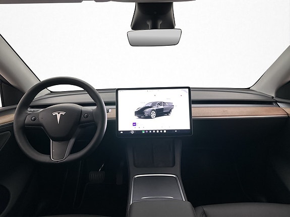 Tesla Model Y 17 of 30