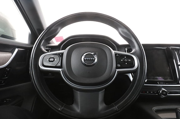 Volvo V60 Cross Country 30 of 30