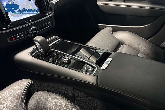 Volvo V90 25 of 30