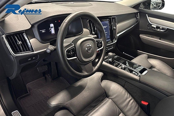 Volvo V90 7 of 30