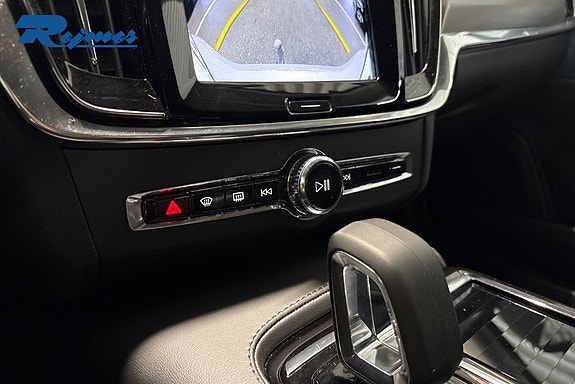 Volvo V90 27 of 30
