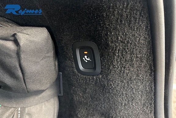 Volvo V90 30 of 30