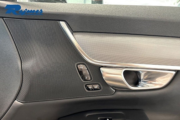 Volvo V90 23 of 30