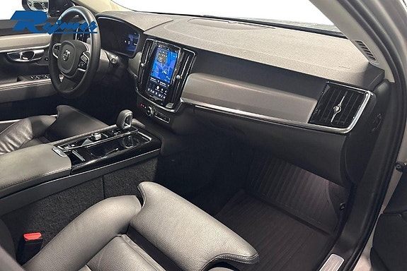 Volvo V90 8 of 30