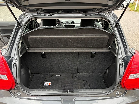 Suzuki Swift 8 of 8