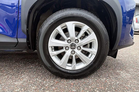 Toyota Yaris Cross 17 of 21