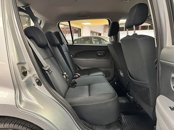 Subaru Justy 18 of 20
