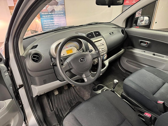 Subaru Justy 16 of 20