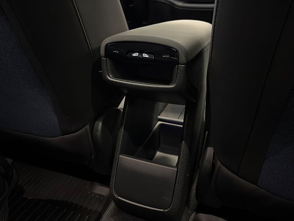 Volvo EX30 24 of 28