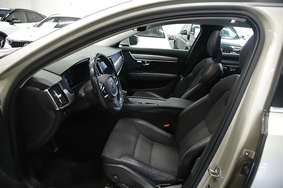 Volvo V90 6 of 17