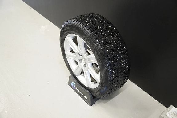 Volvo V90 16 of 17