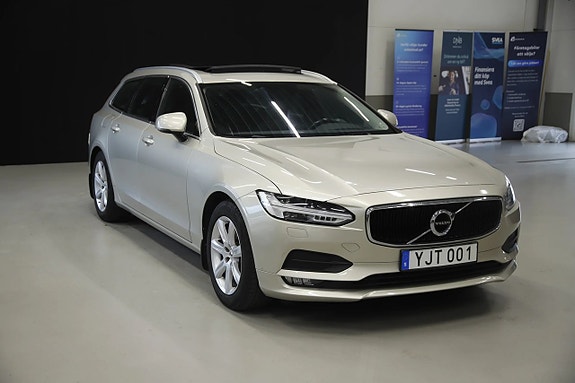 Volvo V90 3 of 17