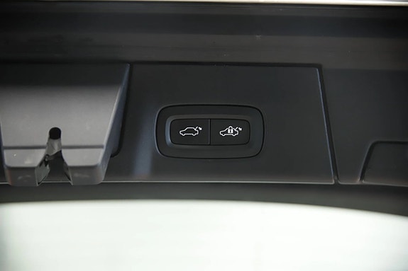 Volvo V90 13 of 17