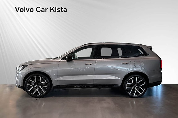 Volvo EX90 2 of 10