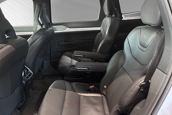 Volvo EX90 7 of 10