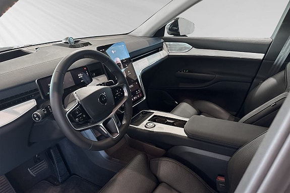 Volvo EX90 6 of 10