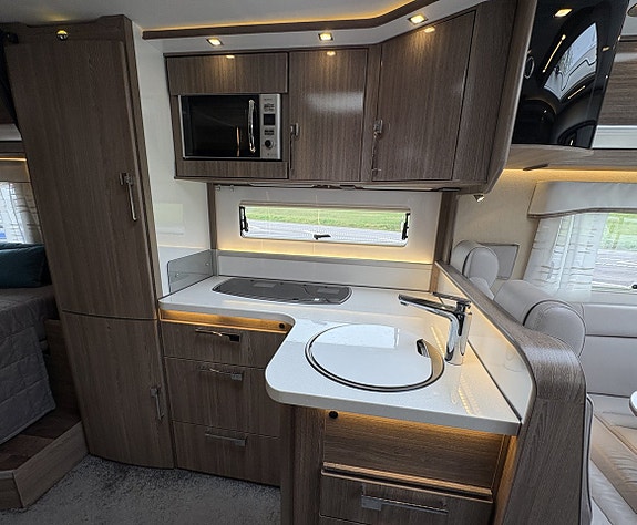 KABE Imperial KABE TM I 810 LXL (cinderella, litiumbatteri,ac,hydralben)) 11 of 19