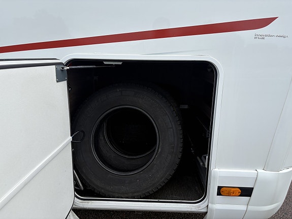 KABE Imperial KABE TM I 810 LXL (cinderella, litiumbatteri,ac,hydralben)) 6 of 19