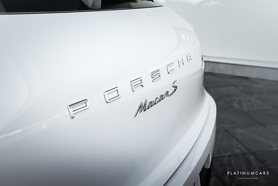 Porsche Macan S 22 of 23