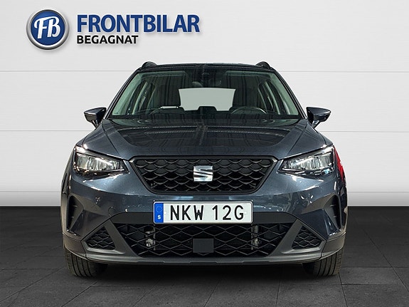 Seat Arona 2 of 23