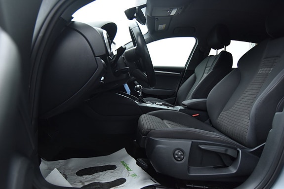 Audi A3 10 of 21