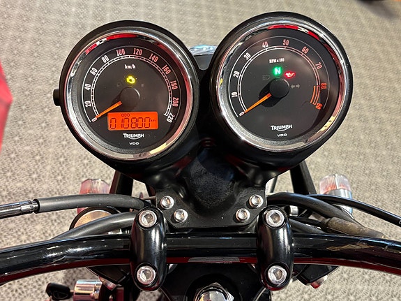 Triumph STREET SCRAMBLER *OKTOBERFEST 0-2,95% RÄNTA* 10 of 13