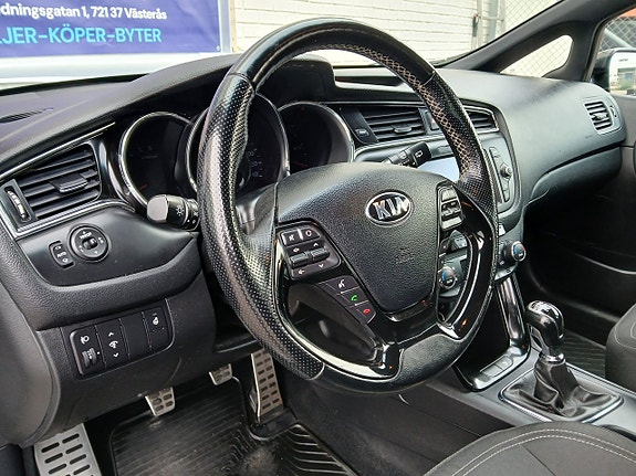 Kia Ceed 15 of 26