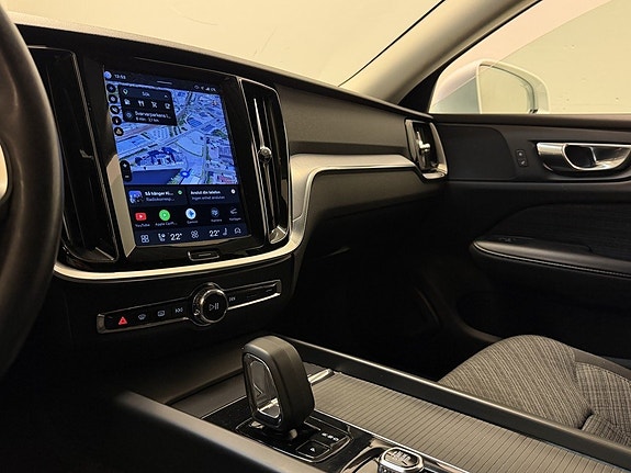 Volvo V60 Cross Country 28 of 30
