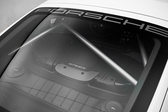 Porsche 718 Cayman GT4 RS 28 of 30