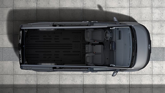 Hyundai Staria 6 of 9