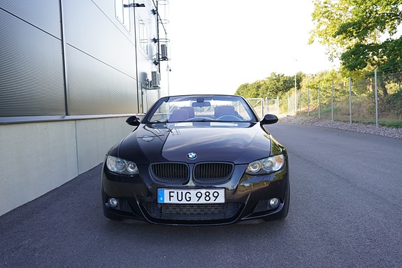 BMW 335i 6 of 12
