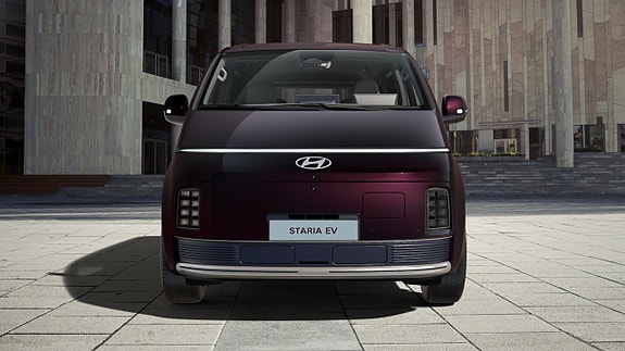 Hyundai Staria 4 of 11