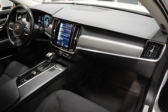 Volvo V90 8 of 20