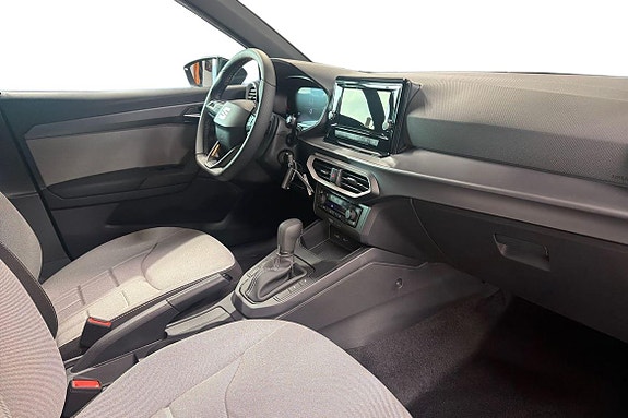 Seat Arona 7 of 15