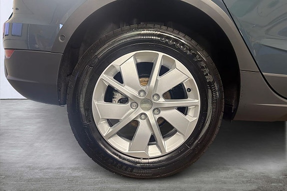 Seat Arona 12 of 15