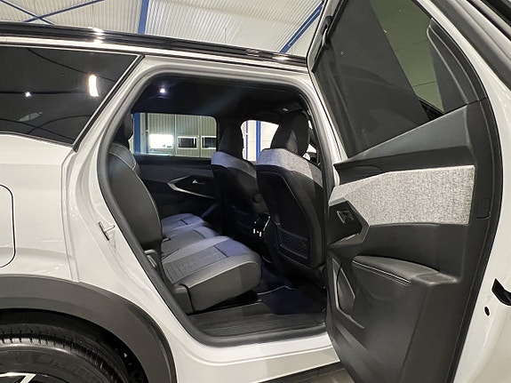 Peugeot 5008 16 of 26
