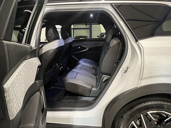Peugeot 5008 13 of 26