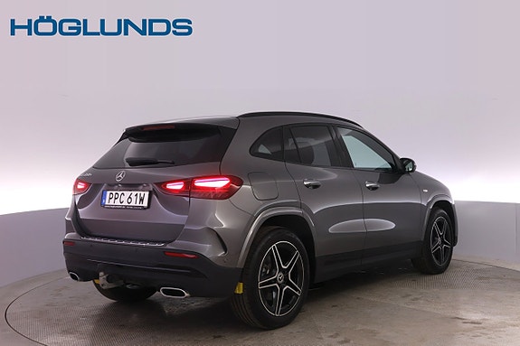 Mercedes-Benz GLA 250 e 4 of 30
