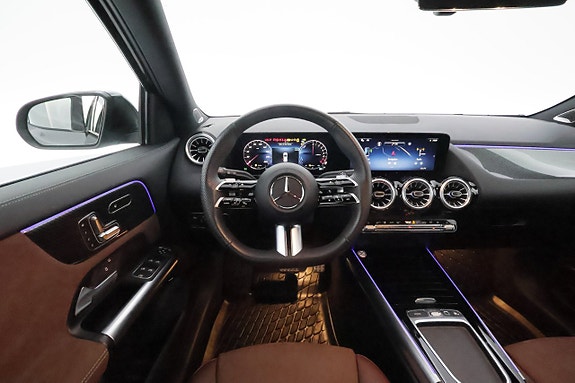 Mercedes-Benz GLA 250 e 10 of 30