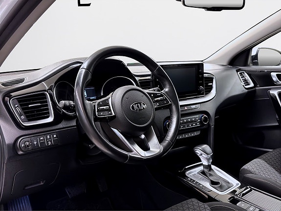 Kia Ceed 8 of 15