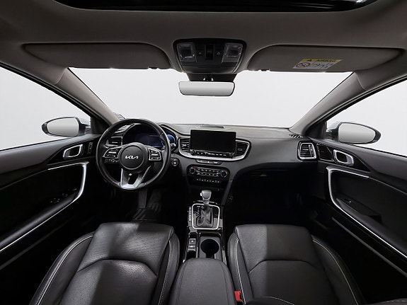 Kia Ceed 10 of 21