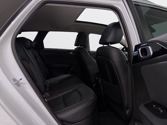 Kia Ceed 9 of 21