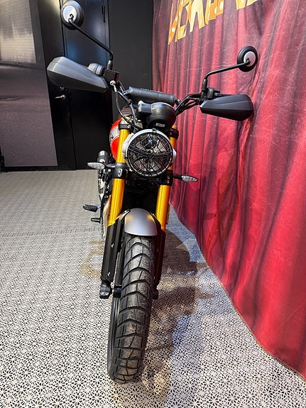 Triumph SCRAMBLER 400 X *OKTOBERFEST 0-2,95% RÄNTA, SÄNKT 7 295 KR* 4 of 12