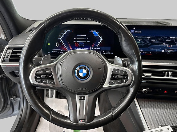 BMW 330e 11 of 30