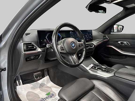 BMW 330e 8 of 30