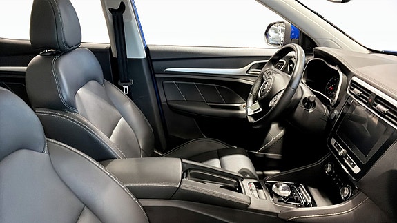 MG ZS EV 3 of 9