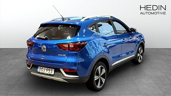 MG ZS EV 2 of 9