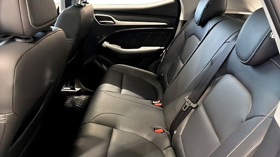 MG ZS EV 5 of 9